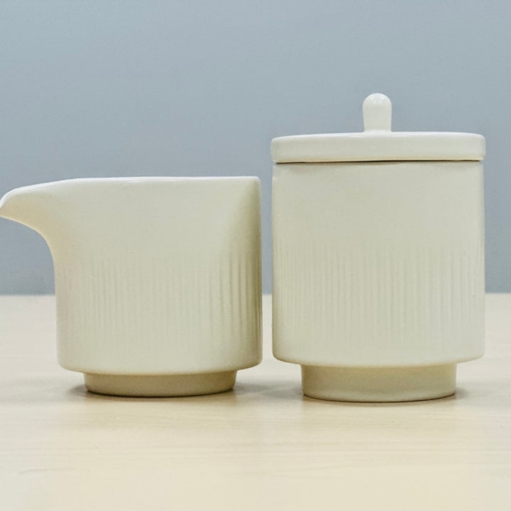 Elegant Cream Serveware Set